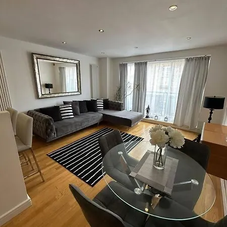 Апартаменты Two Br Flat 5 Mins Walk From London Eye G96 Экстерьер фото