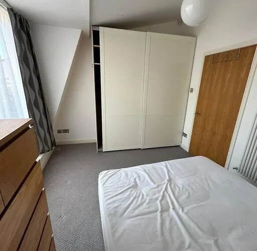 Two Br Flat 5 Mins Walk From London Eye G96